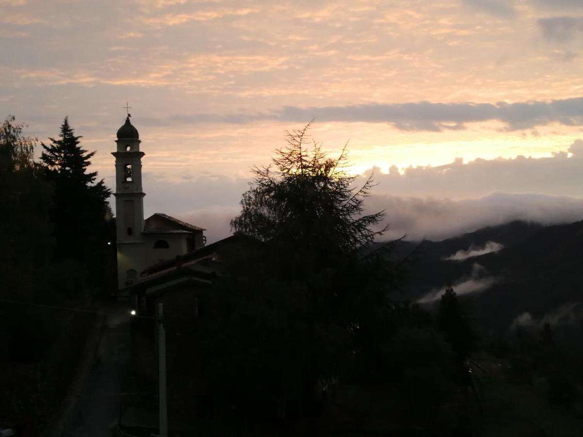 Casale Maria Mafalda Pieve di Teco Exteriör bild