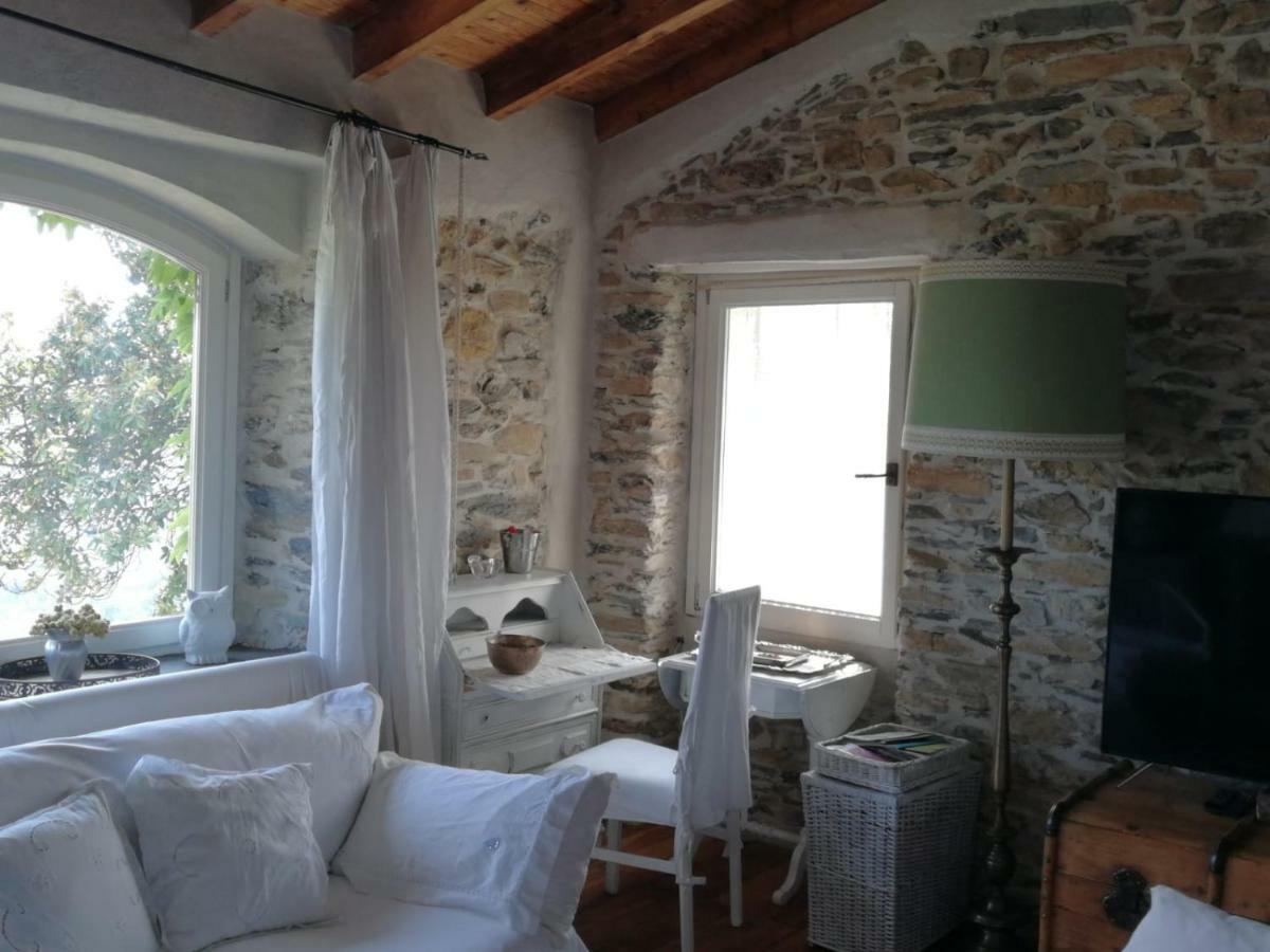 Casale Maria Mafalda Pieve di Teco Exteriör bild