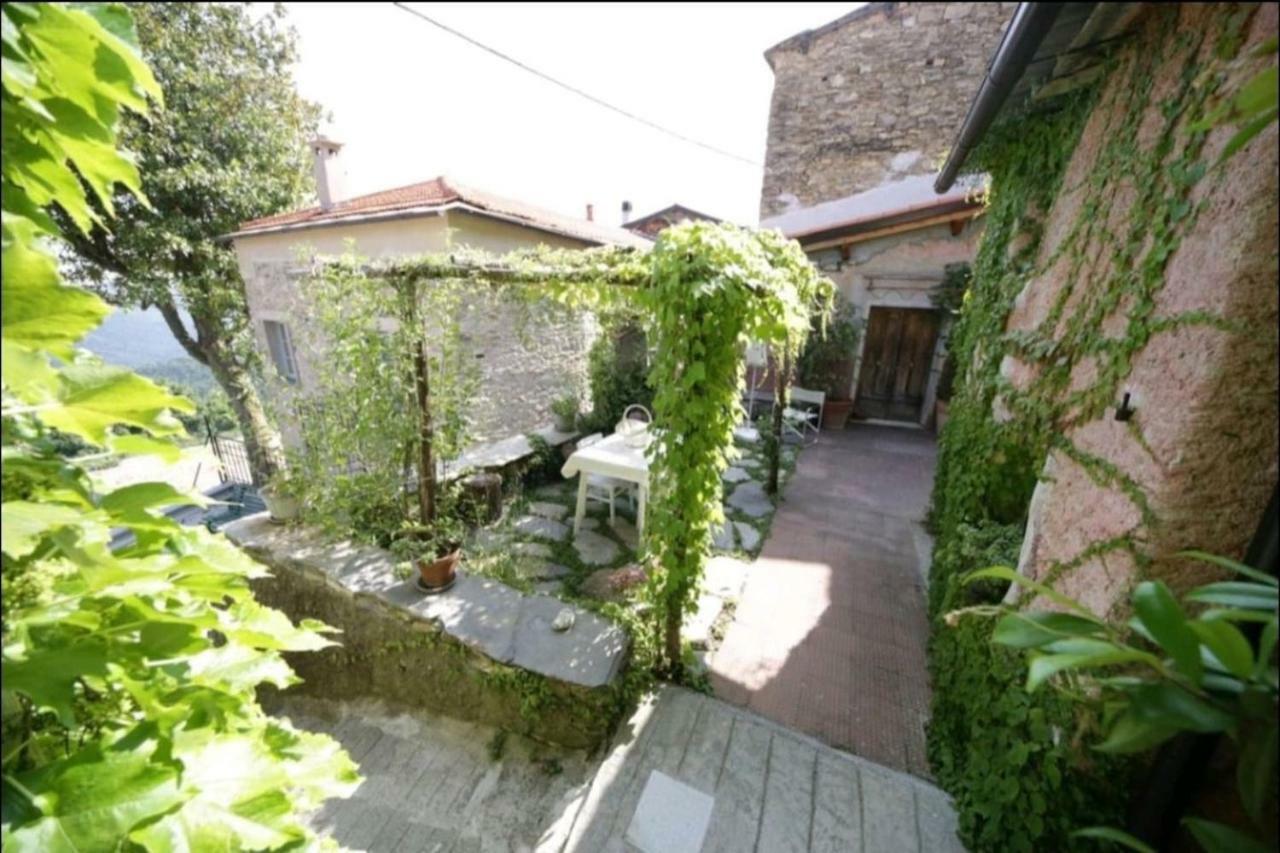 Casale Maria Mafalda Pieve di Teco Exteriör bild