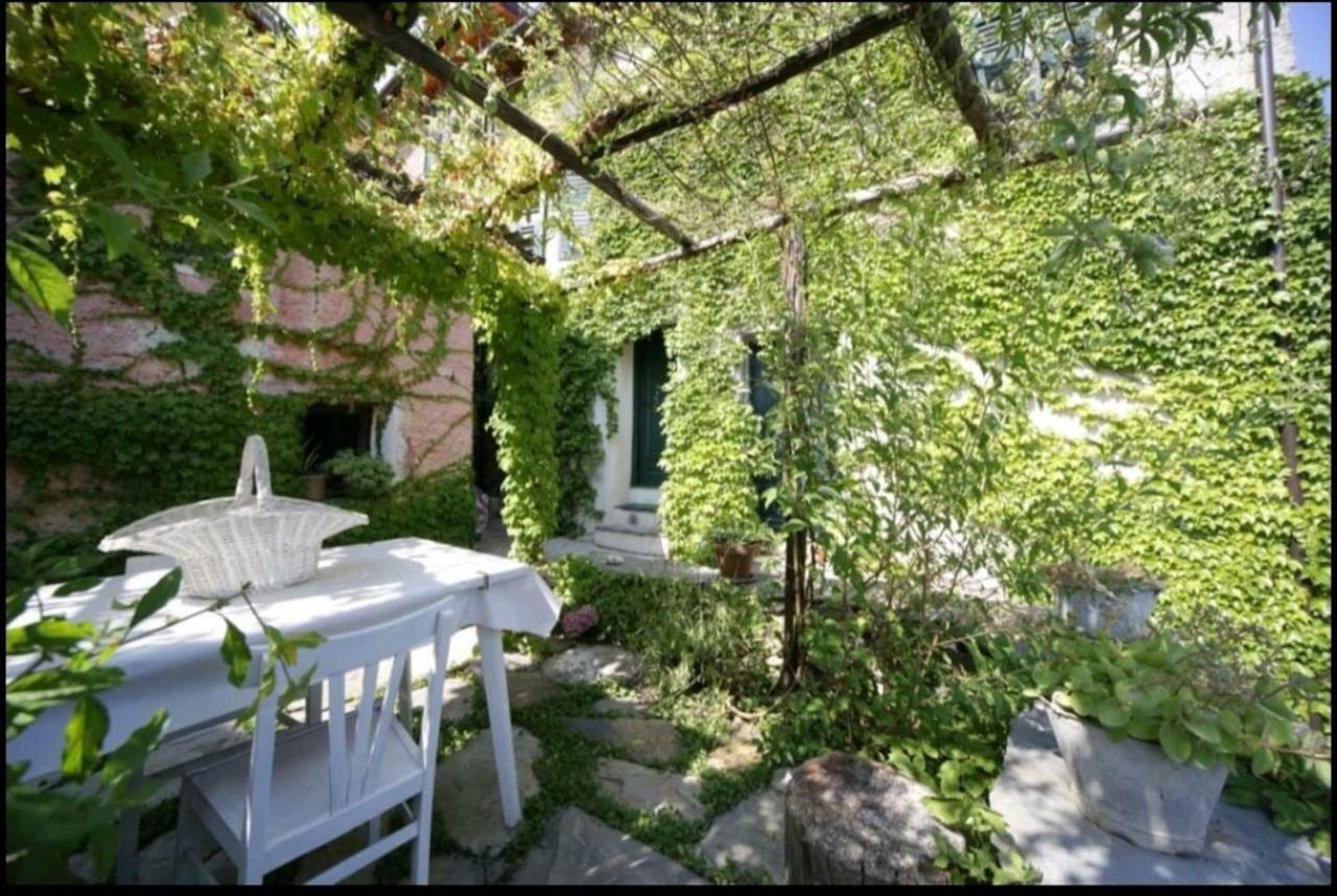 Casale Maria Mafalda Pieve di Teco Exteriör bild
